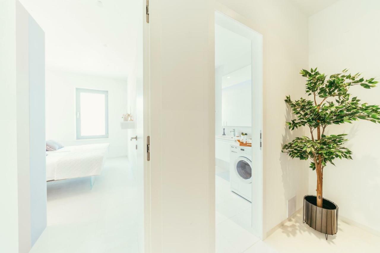 Unique Luxury Designers Apartment Right Next To The Beach Sukošan Eksteriør bilde