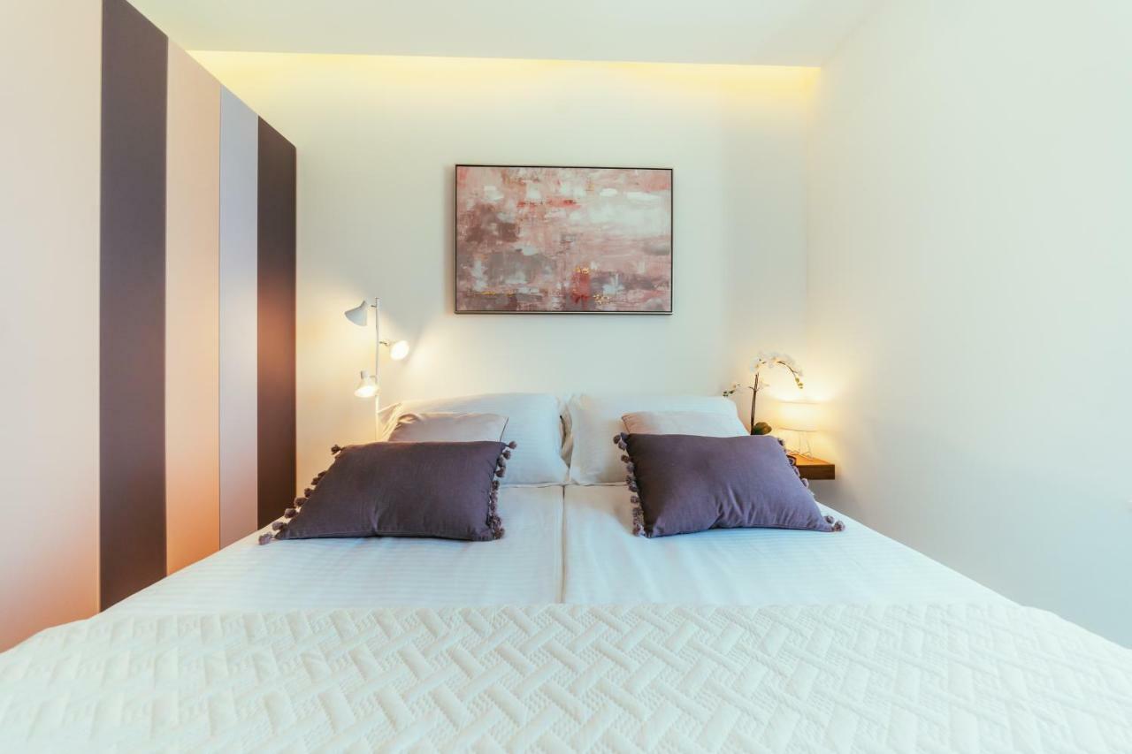 Unique Luxury Designers Apartment Right Next To The Beach Sukošan Eksteriør bilde